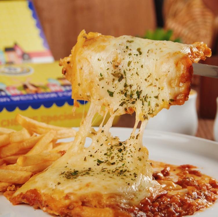 Dutch Kitchen Western cuisine favorites – fried chicken, bitterballen, and chicken lasagna